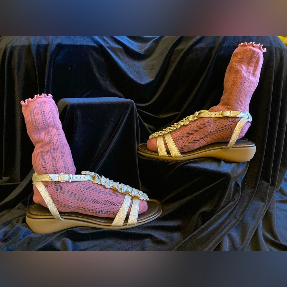The Flexx Strappy Sandals with Floral Detail